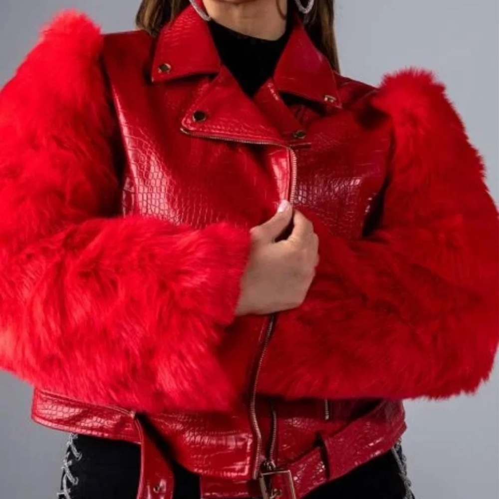 Fur Arm Jacket - Picture 2 of 5